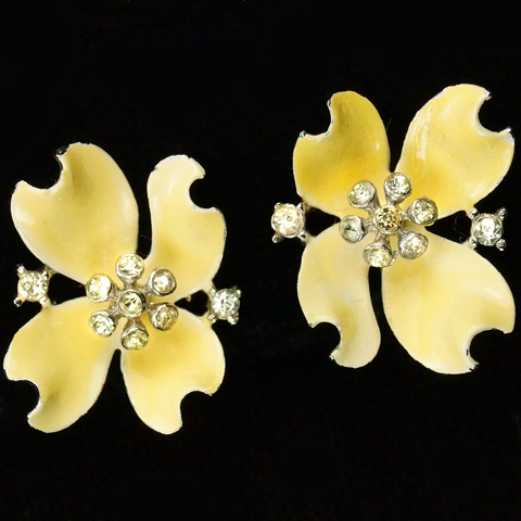 Trifari 'Alfred Philippe' Pale Yellow Enamelled Dogwood Flowers Clip Earrings