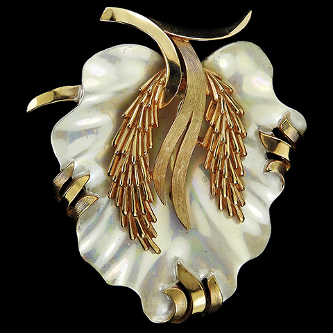 Trifari 'Alfred Philippe' 'Coquilles' Gold and Mother of Pearl Swaying Coral Seashell and Seaweed Pin